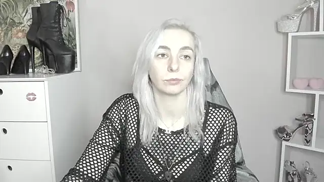 velvetanne Adlı Modelin Canlı XXX Sohbeti