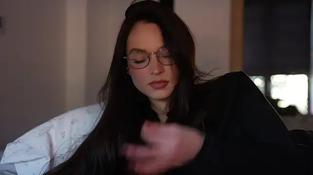 XXX chat uživo modela ibiddi