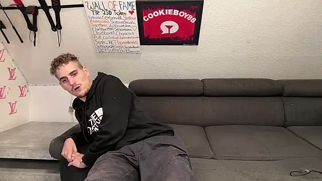 Cookieboy88 现场XXX聊天