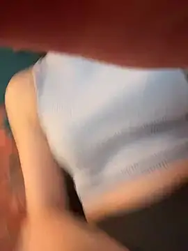 Dina_Tease Adlı Modelin Canlı XXX Sohbeti