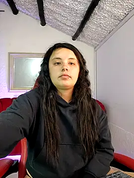 nathaly_low1: απευθείας συνομιλία ΧΧΧ