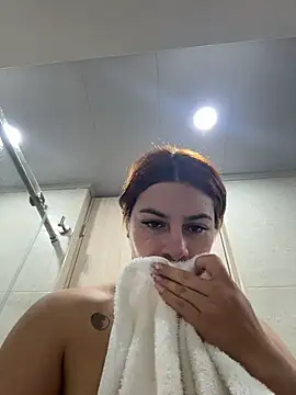 AtheneaRossi Chat XXX live