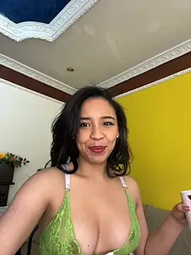 Онлайн чат XXX Esmerald_1111