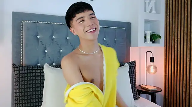 Chatroom XXX en direct de Keen_Nico