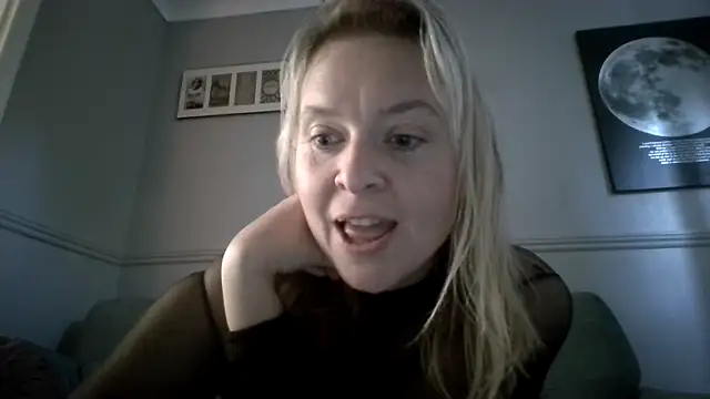 MrsMercedes26 Chat XXX live