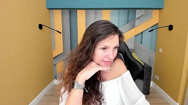 XXX chat uživo modela EllaLong