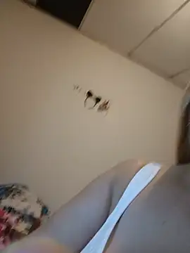 EllisW8 Live XXX-Chat