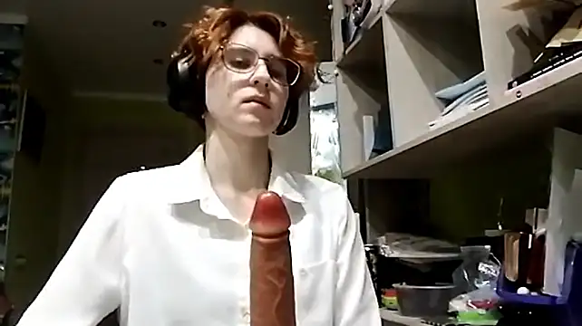 Chat +18 de ThersaNoe ao vivo