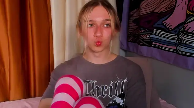 Icebenzz Chat XXX live