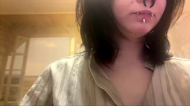 SusannaSalee লাইভ XXX চ্যাট