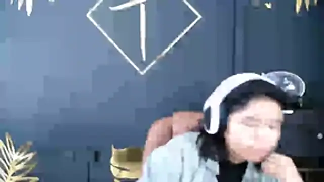 צ'אט XXX בשידור חי של SabinaMerchetti