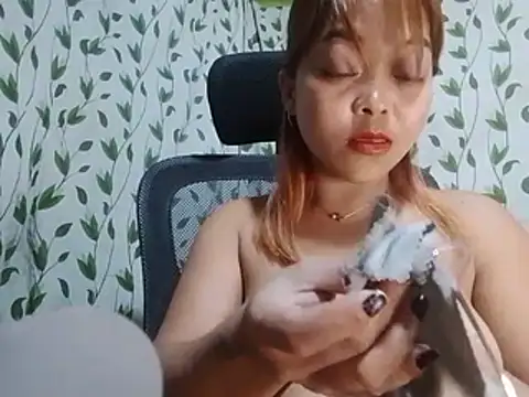 AsianKelly69のライブXXXチャット