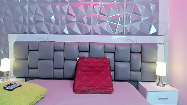 XXX chat uživo modela KathyAiden