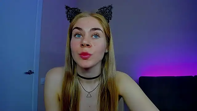 دردشة BarbaraSassy الجنسية المباشرة