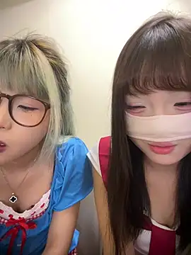Chatroom XXX en direct de Rocket-Girl