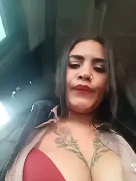 Chat XXX en directo de MAYE__13