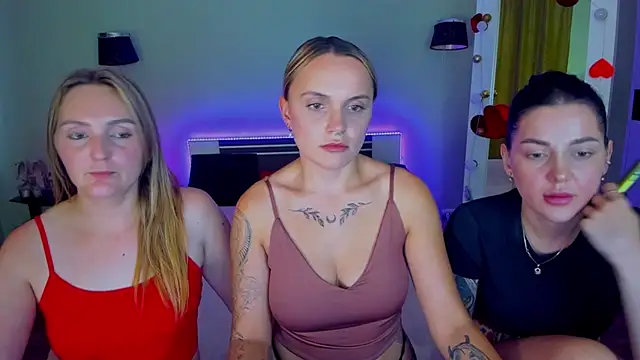 MagicEyess' Live XXX Chat