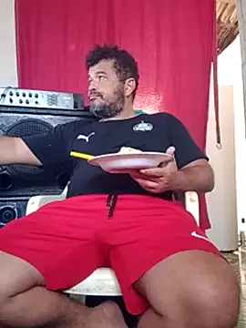 tarra122 Adlı Modelin Canlı XXX Sohbeti