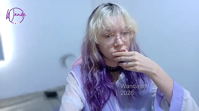 دردشة WandaDoll الجنسية المباشرة