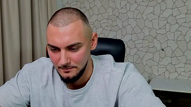 Chat XXX ao vivo de ClintMasters