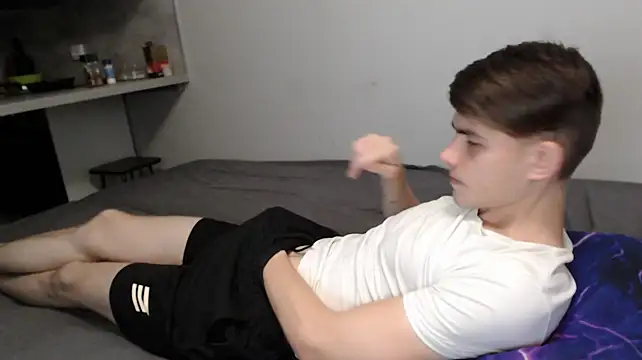 XXX chat uživo modela Student_Oliver