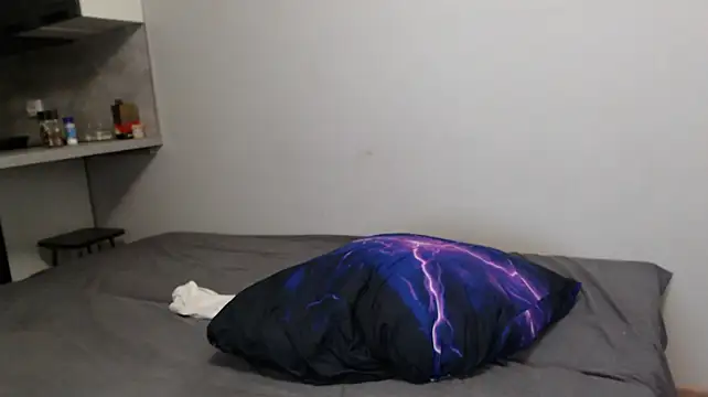 Student_Oliver XXX чат на живо