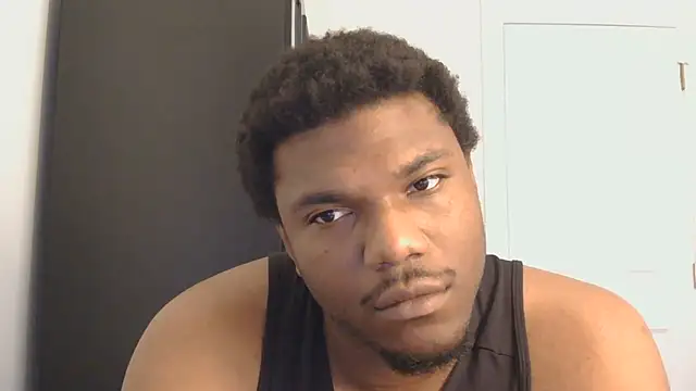 Fireladozai's Live XXX Chat