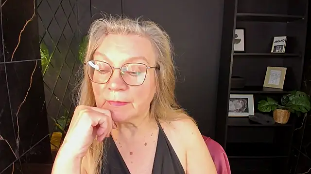 NataliMellow's Live XXX Chat