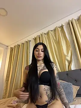 Nahial1's Webcam Show