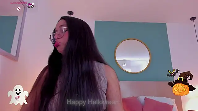Živý XXX chat lucy_blue28