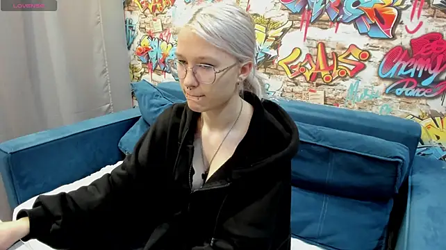 Nika-Smith's Live XXX Chat