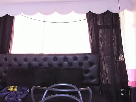 Matt_Smith__ élő XXX-chatje