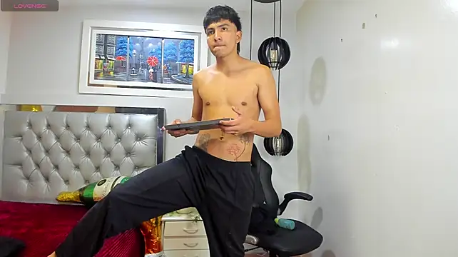 Leo_Royce live XXX chat