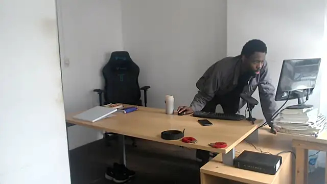 XXX chat uživo modela Mastertopdome