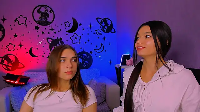 itscharlliee Chat XXX in diretta