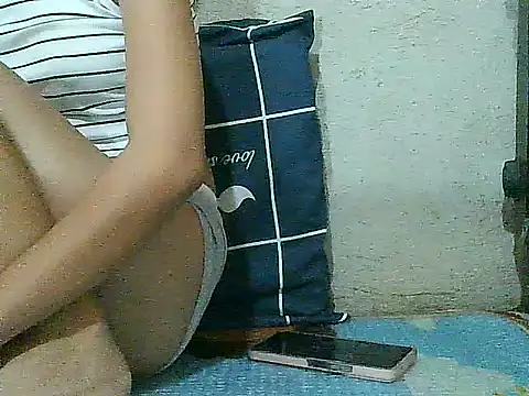 XXX chat uživo modela PinaySkinnyGirl