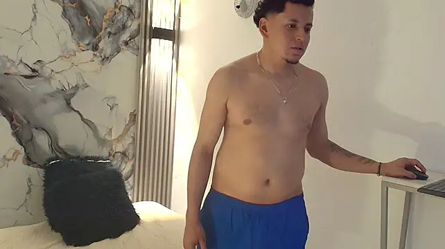 XXX chat uživo modela alexdemo299