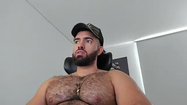 simonleon27 Chat XXX live