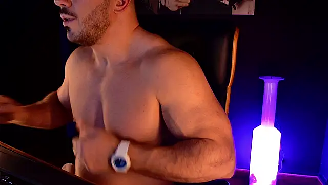 AngeloEric Live XXX Chat