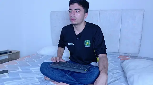 Chat XXX Live manuel_oa