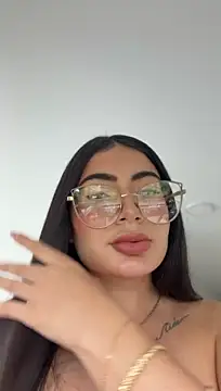 Mia_222's Live XXX Chat