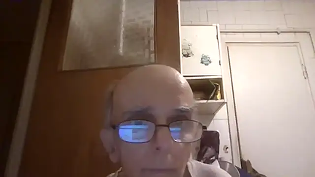 mariusica1@xh live XXX chat