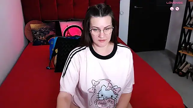 EvelynPorshe 现场XXX聊天