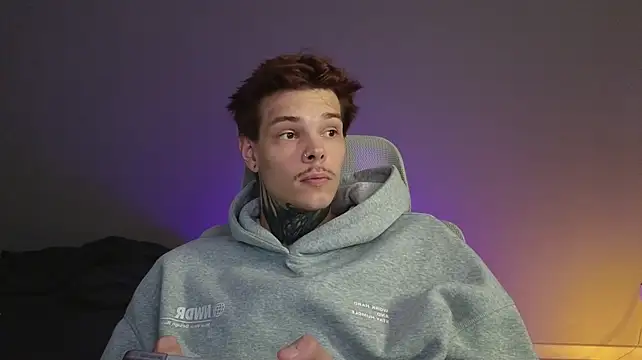 DENIS_HERE's Live XXX Chat