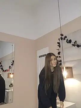 Ariaa_Collins – Naživo XXX chat