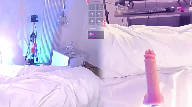 PeachMonroe Chat XXX in diretta