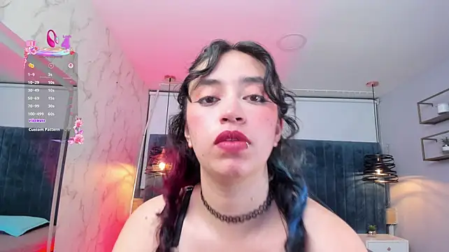 magic_sofii's Live XXX Chat