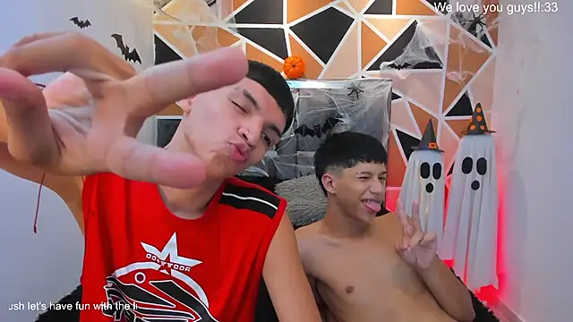 Juan_Nd_Steven Chat XXX live