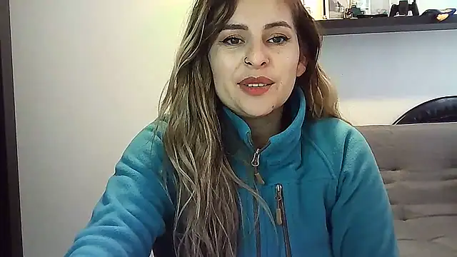 Valery__Rouse_ Chat XXX in diretta