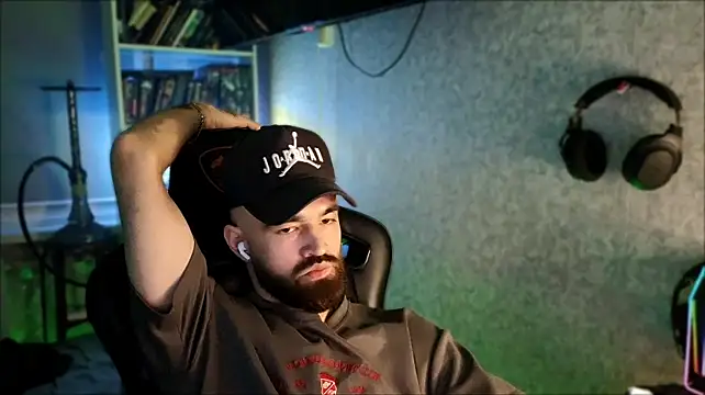 _Serious_Man Live XXX-chat